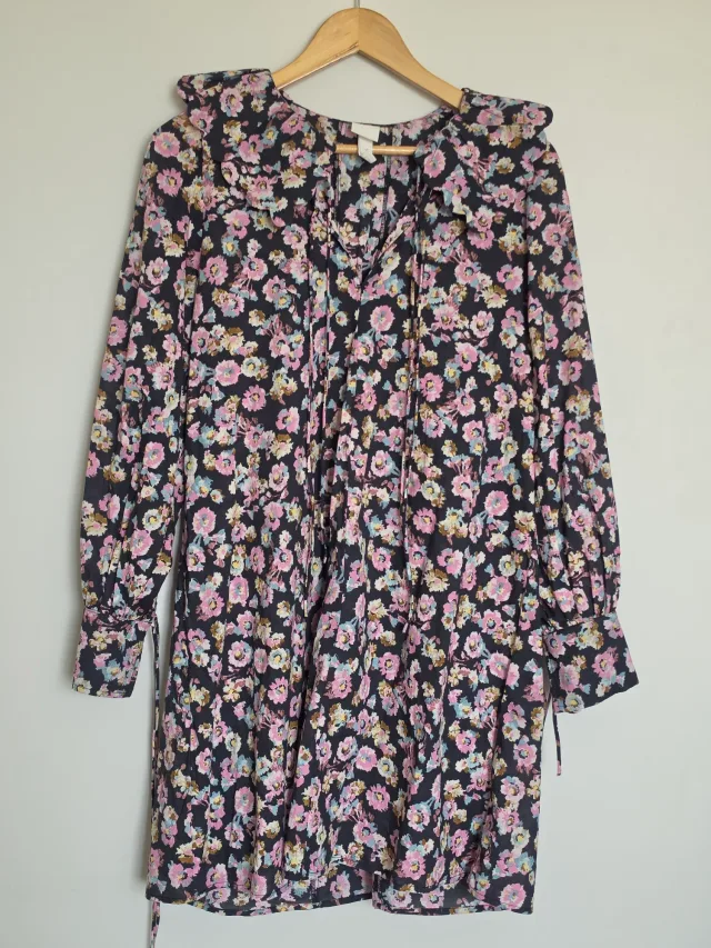 Vestido Floral Cuello Volante H&M